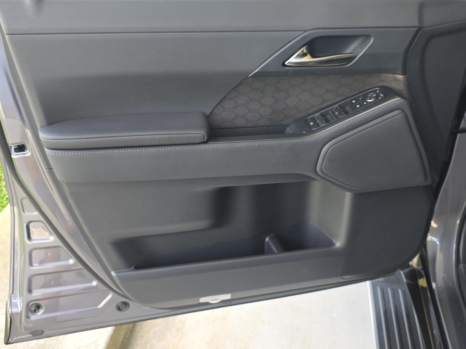 Certified Used 2024 Gray Pearl Lexus 550 Premium+ image 37