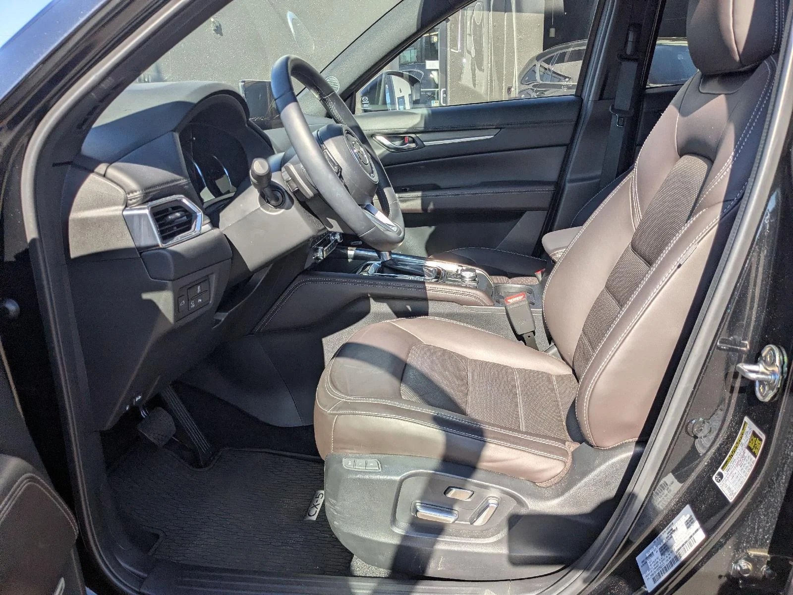2025 Mazda CX-5 Turbo Signature - Photo 17