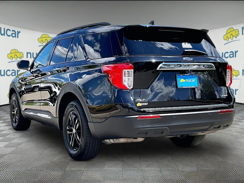 Used 2023 Black Ford XLT image 4