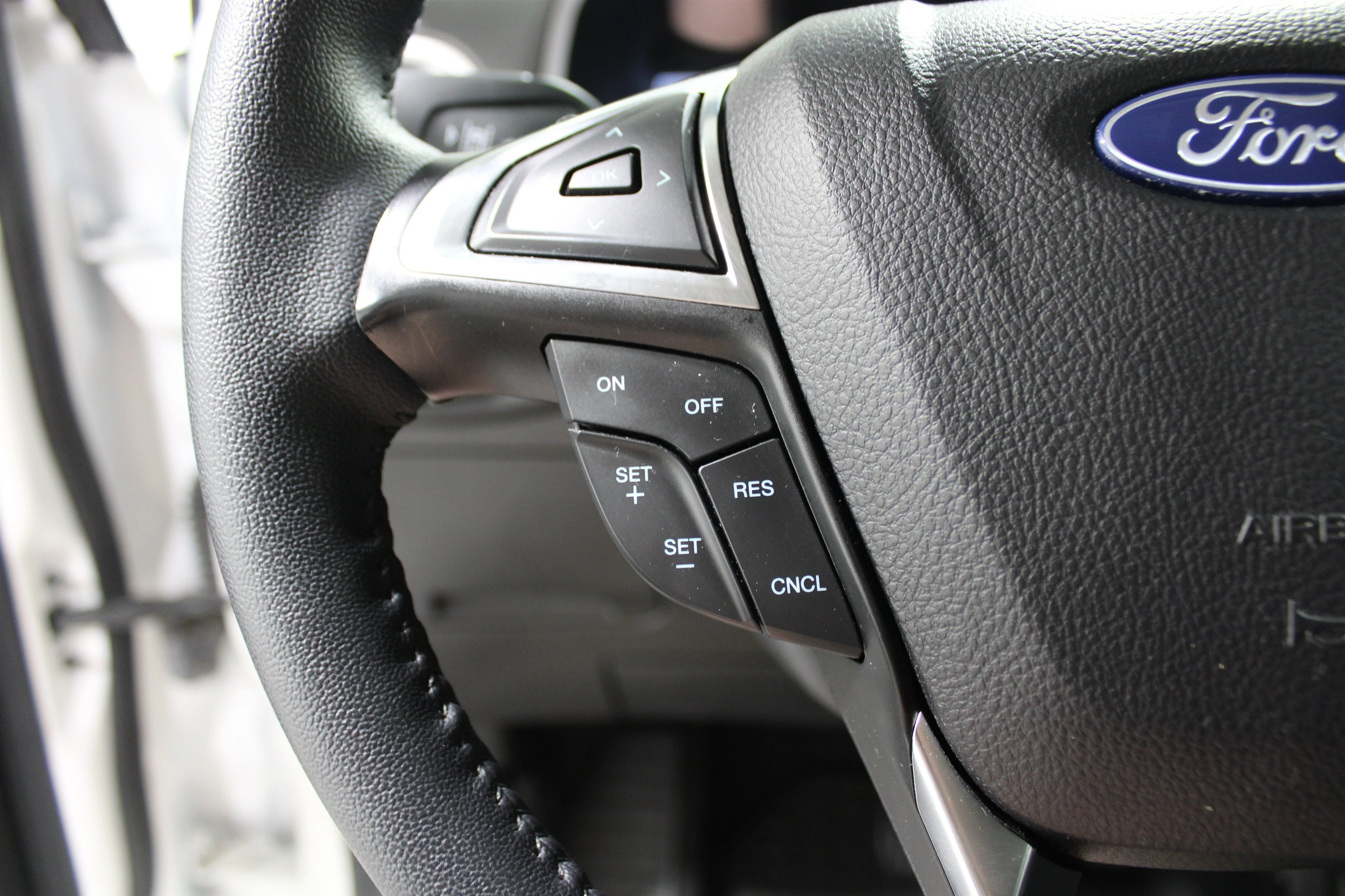 2024 Ford Edge SEL - Photo 10
