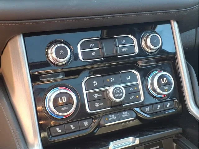 Used 2024 Onyx Black GMC Denali image 10