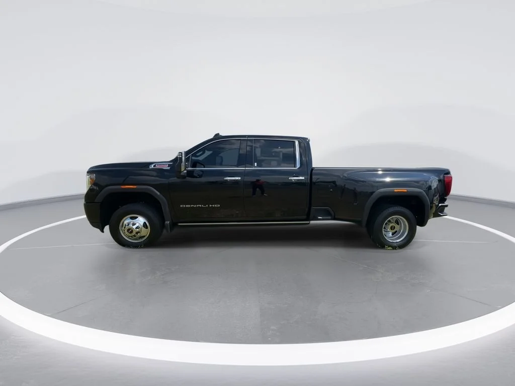 Used 2023 Black GMC Denali image 5