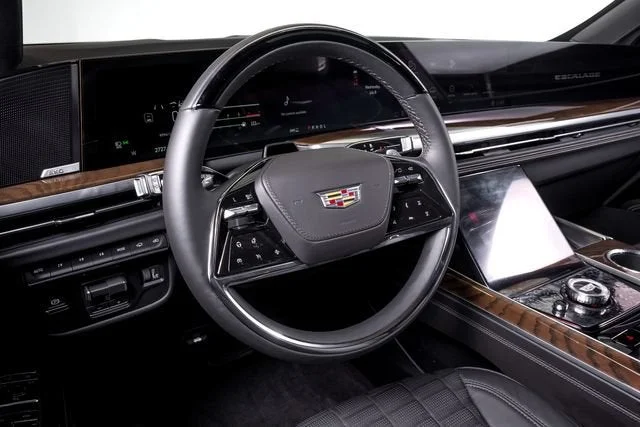 Used 2026 White Cadillac Platinum Sport image 37