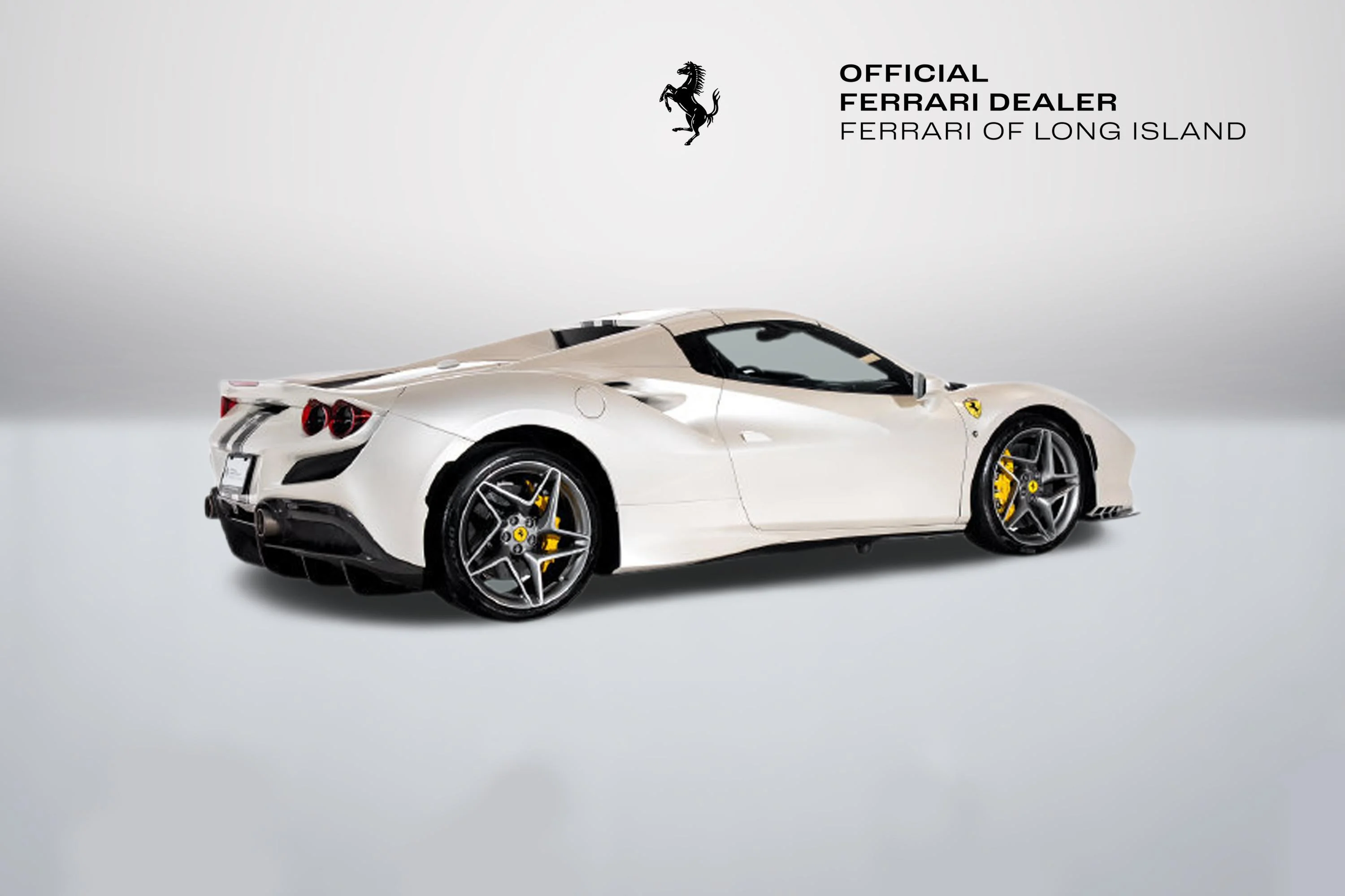 Certified Used 2021 Bianco Fuji Ferrari  image 2
