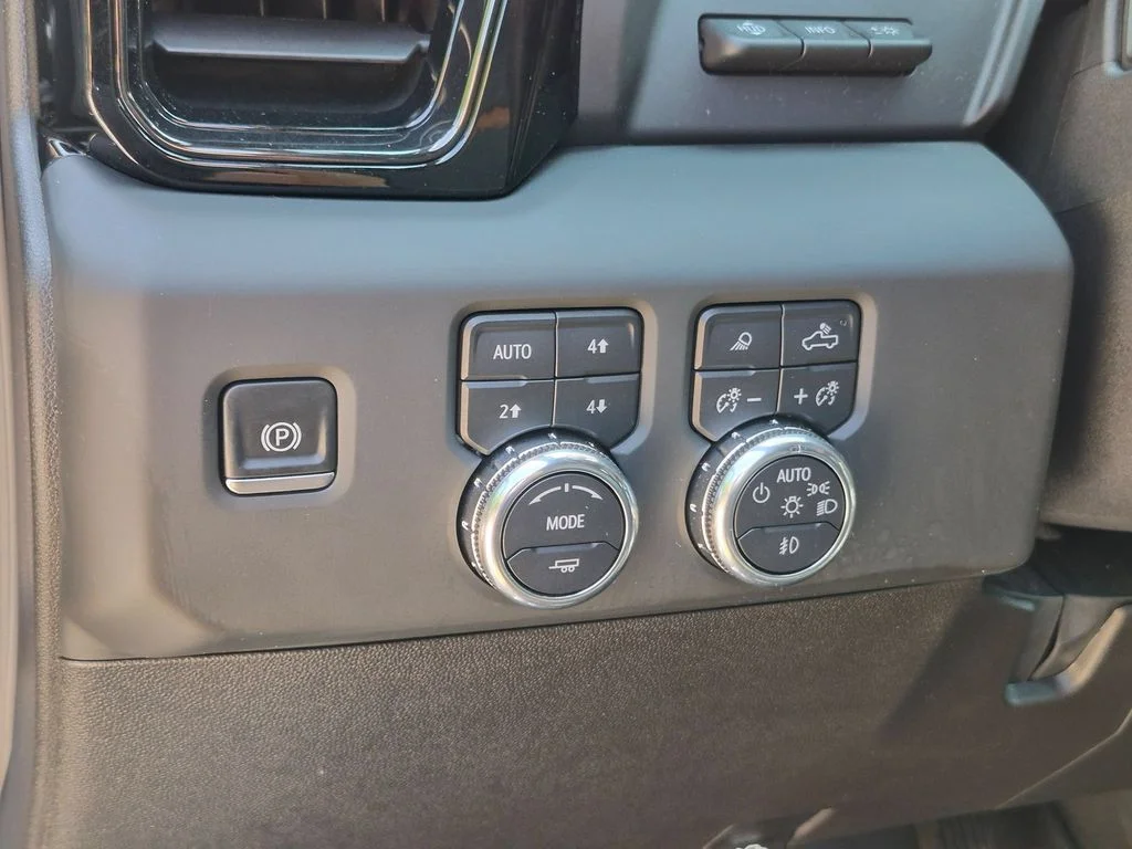Used 2024 Gray GMC AT4 image 16