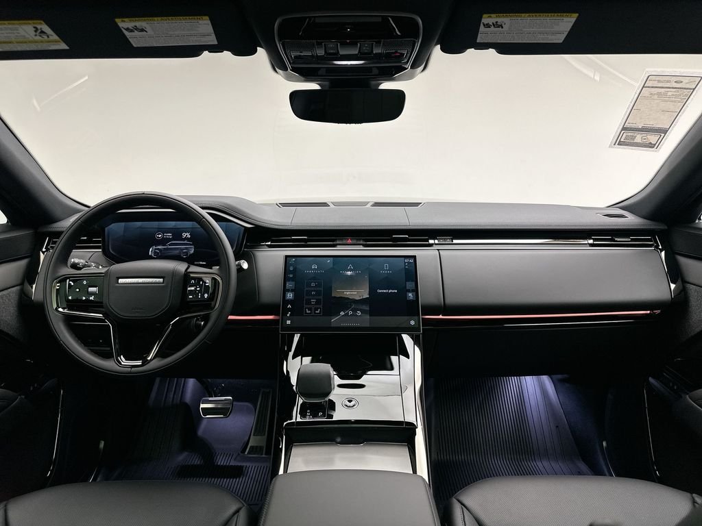 New 2027 Santorini Black Metallic Land Rover Dynamic SE image 8