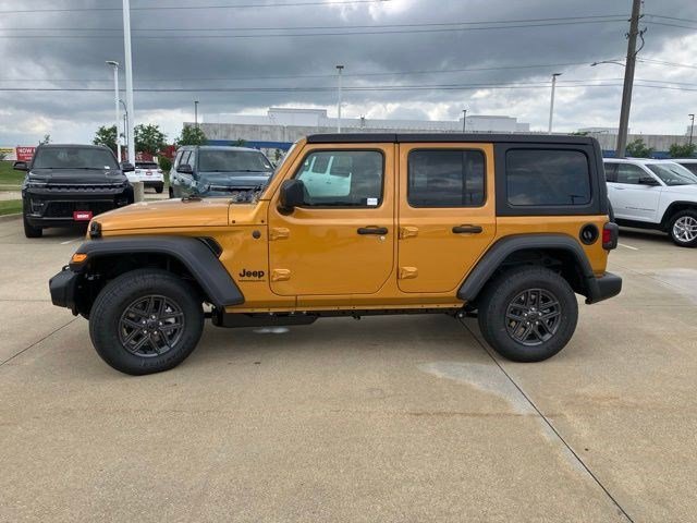New 2026 Goldilocks Exterior Paint Jeep Sport S image 4
