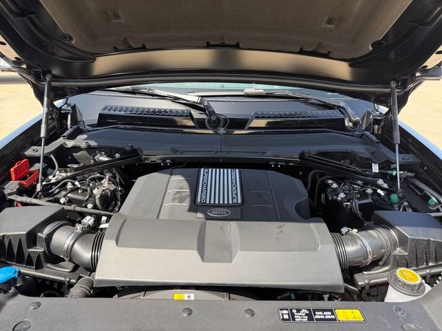 New 2026 Santorini Black Land Rover V8 image 19