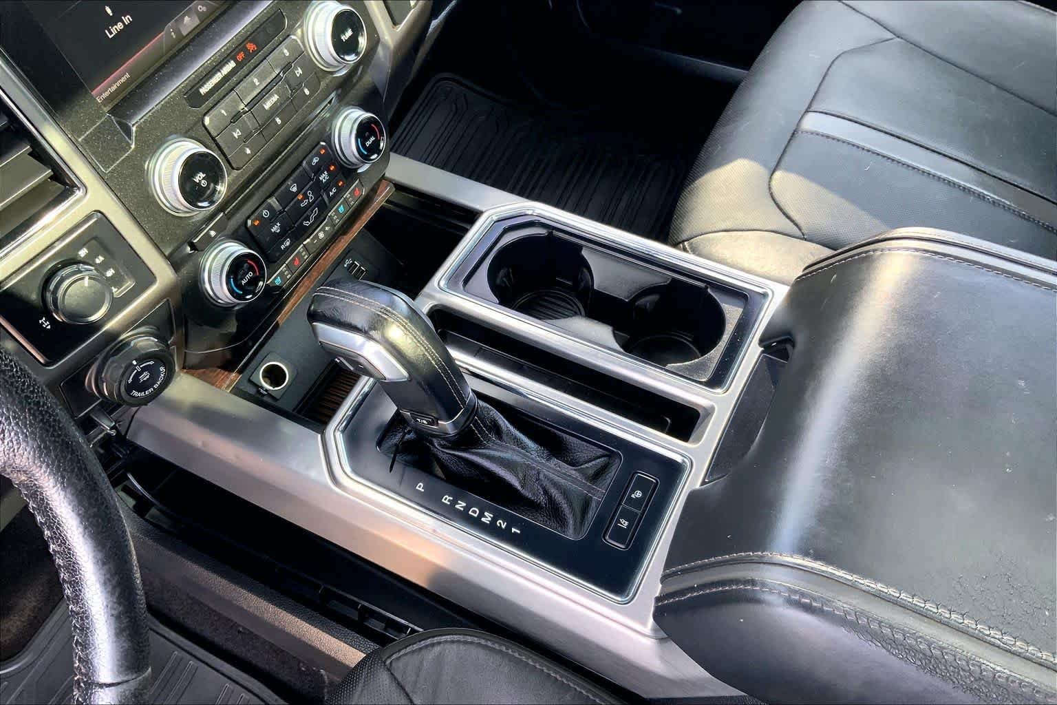 Used 2015 White Platinum Metallic Tri-Coat Ford Platinum image 14