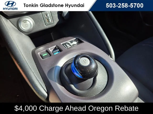 Used 2025 Glacier White Nissan S image 31