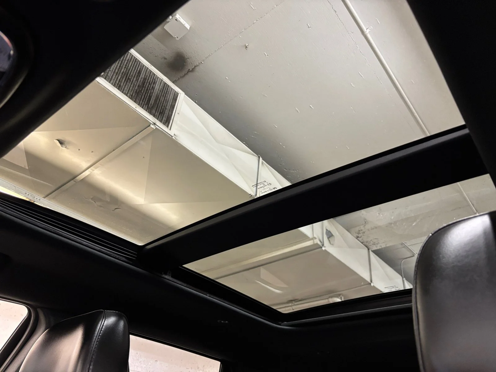 Used 2019 Blue Jeep Limited X image 23