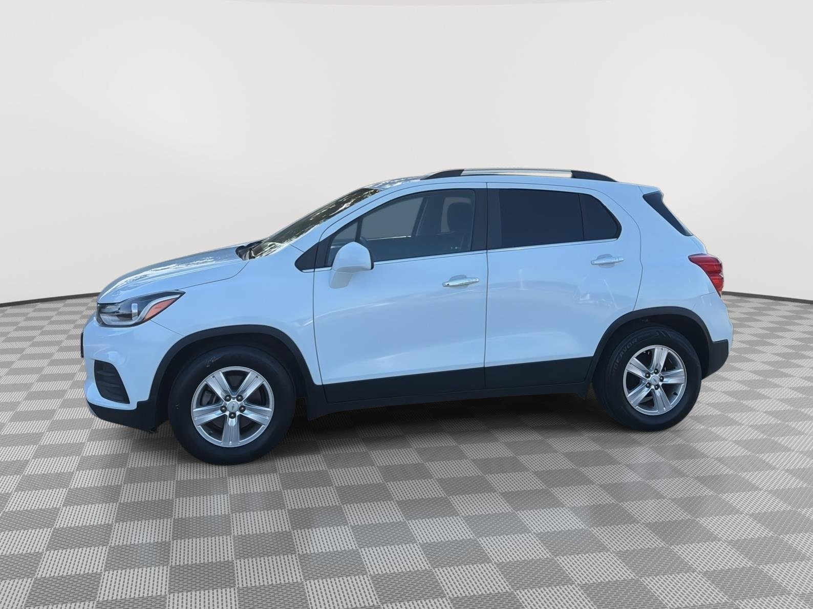 Used 2018 Chevrolet Trax LT with VIN KL7CJLSB2JB724821 for sale in Paris, TX