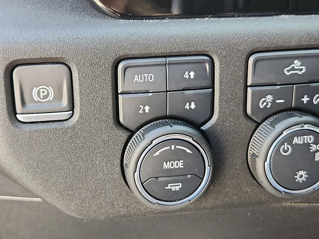 2022 Chevrolet Silverado 1500 LT - Photo 23