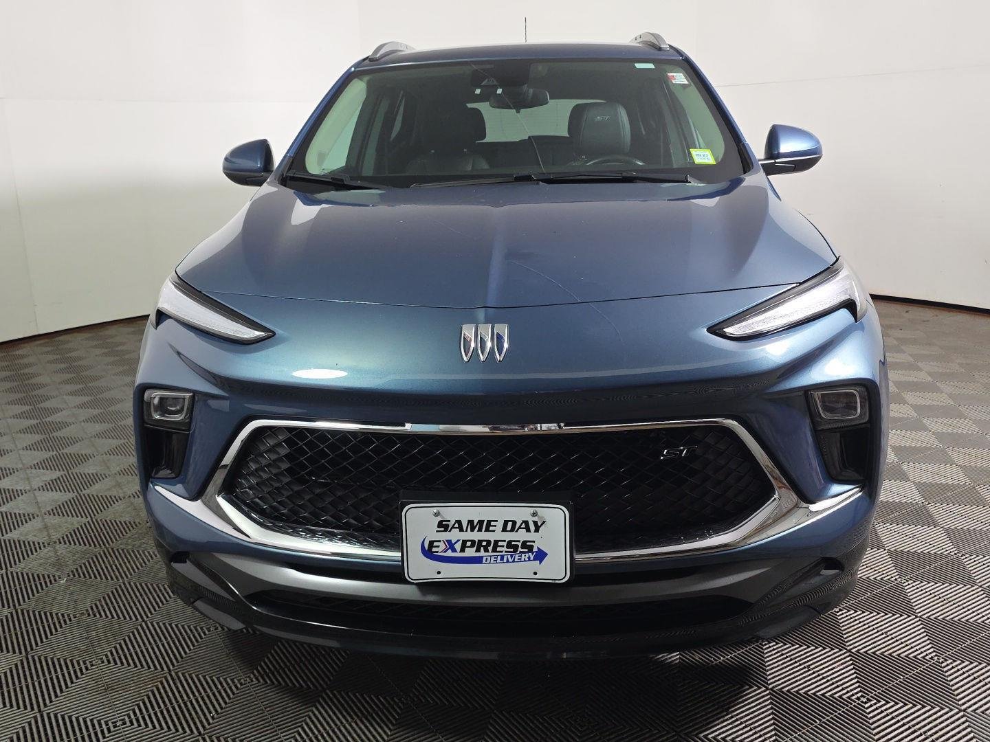 Used 2024 Ocean Blue Metallic Buick Sport Touring image 7