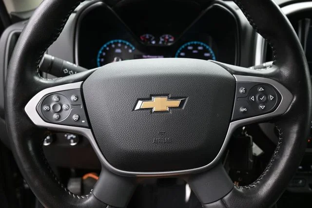 Used 2021 Gray Chevrolet LT image 18
