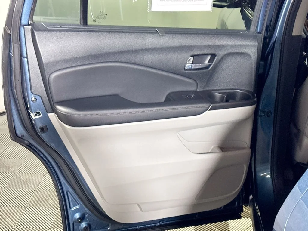 Used 2021  Honda Touring image 20