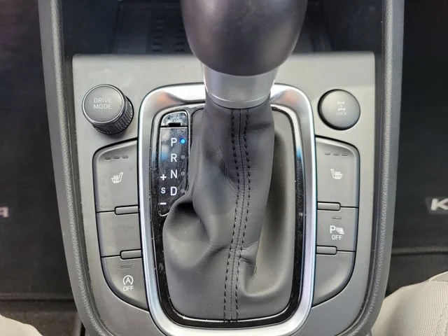 2022 Hyundai Kona Limited - Photo 37