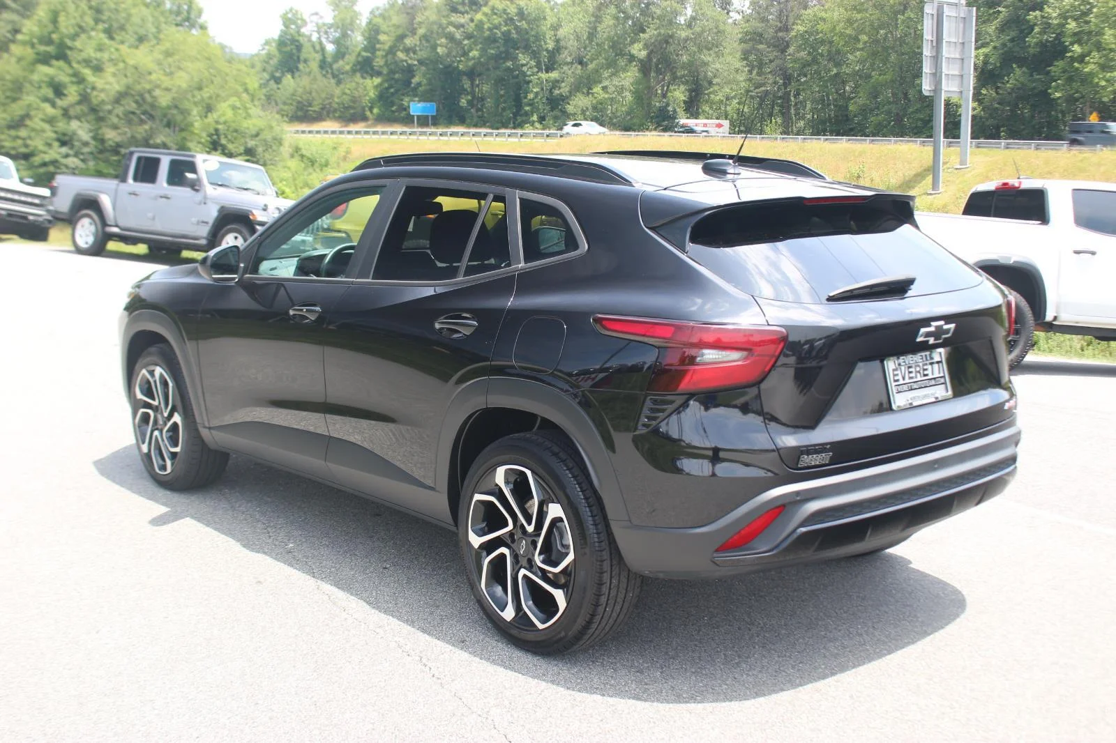 Used 2025 Mosaic Black Metallic Chevrolet 2RS image 6