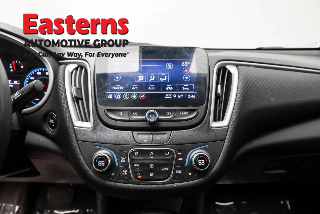 Used 2023 White Chevrolet LT image 12