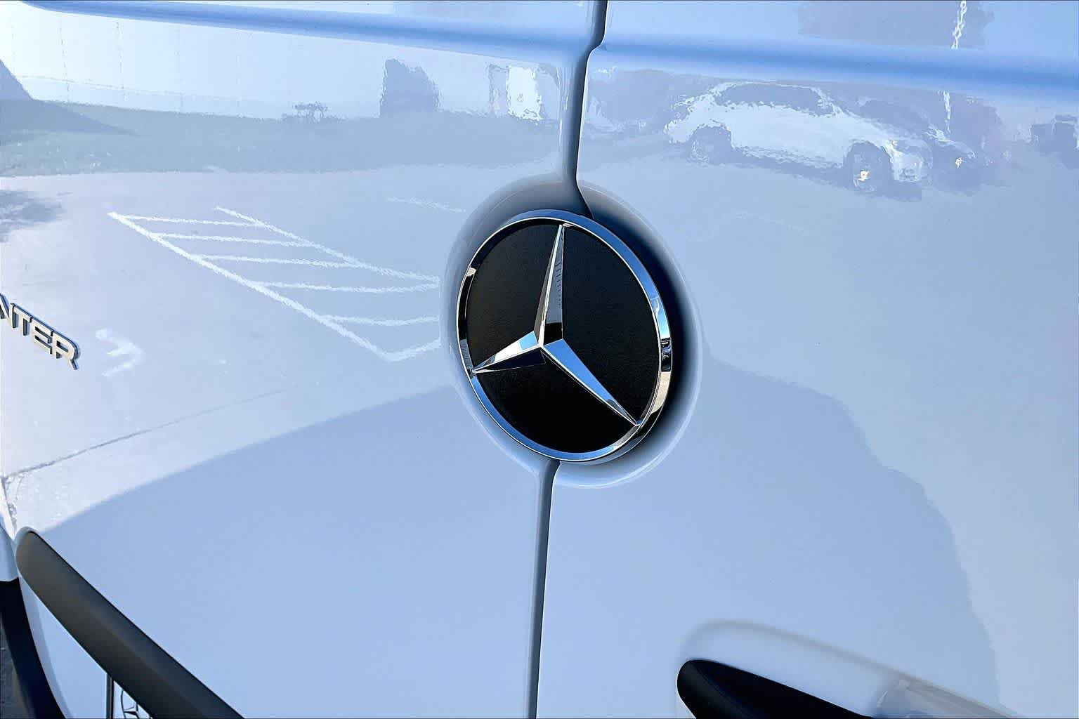 New 2026 Arctic White Mercedes-Benz  image 21