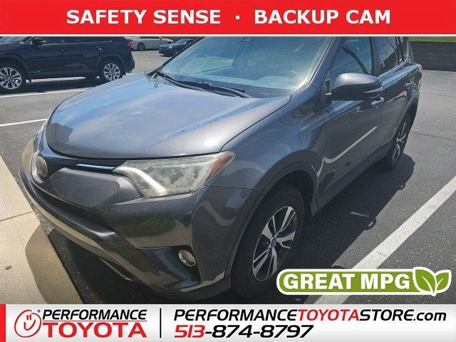 2018 Toyota RAV4 XLE's photo