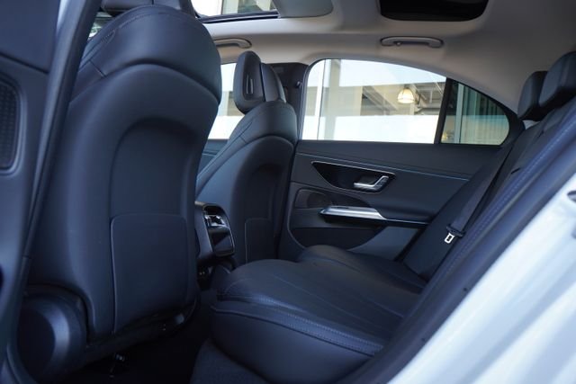 Certified Used 2025  Mercedes-Benz E 350 image 26