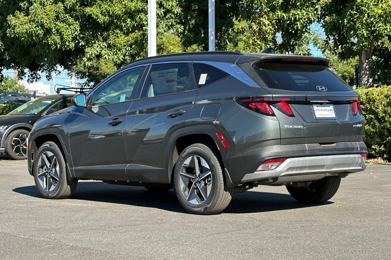 New 2026 Amazon Gray Hyundai SEL image 23