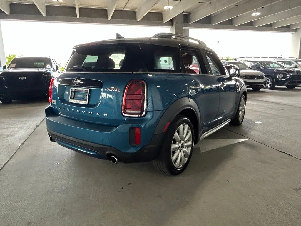 Used 2022 Island Blue Metallic MINI Classic image 4
