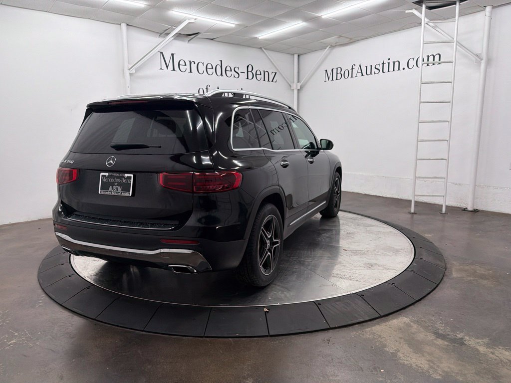 Used 2026 Black Mercedes-Benz GLB 250 image 7