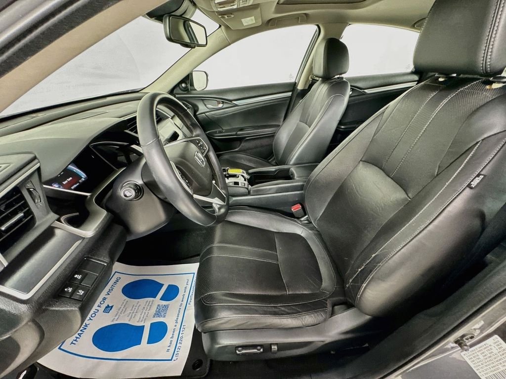 Certified Used 2016 Modern Steel Metallic Honda Touring image 28
