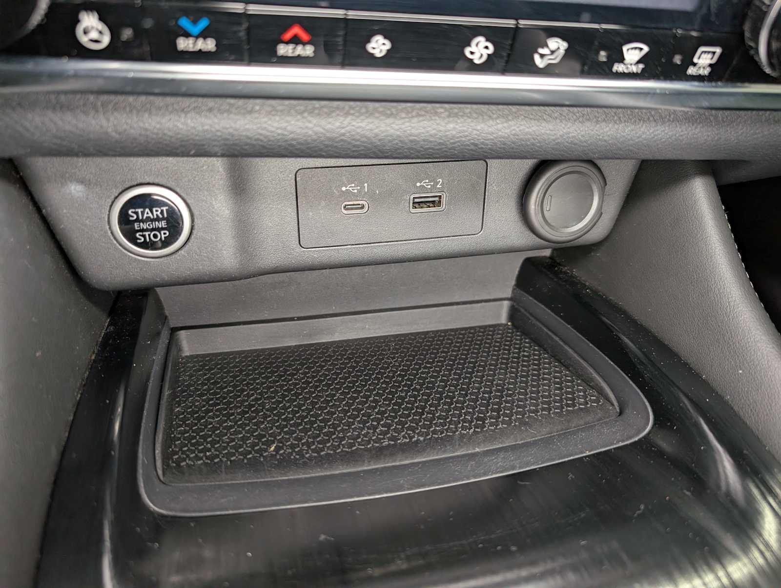 Used 2021 Gun Metallic Nissan SL image 26