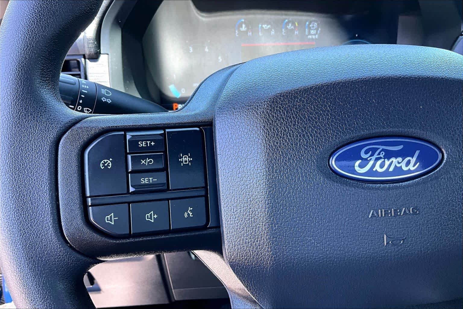 Used 2025 Atlas Blue Metallic Ford STX image 22