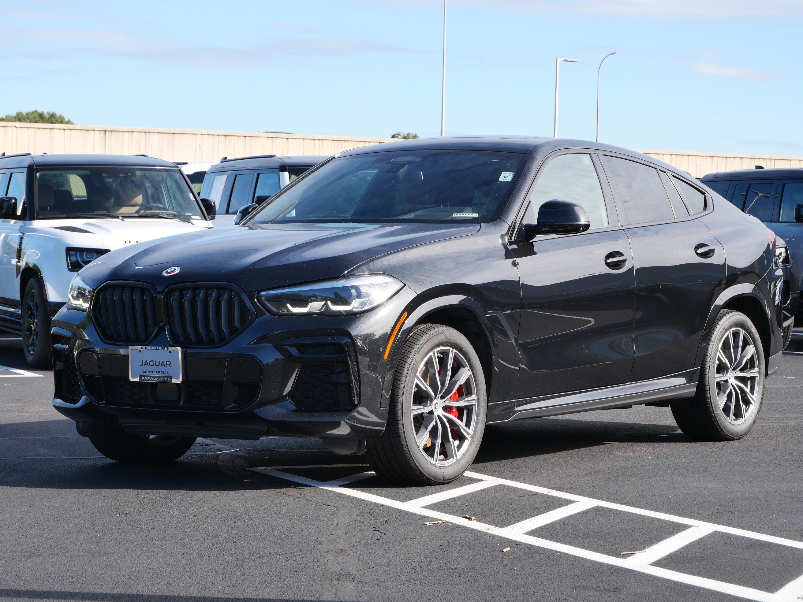 2023 BMW X6 M50i
