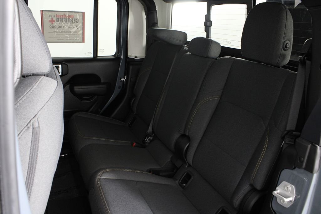 Used 2025 Gray Jeep Sport S image 17