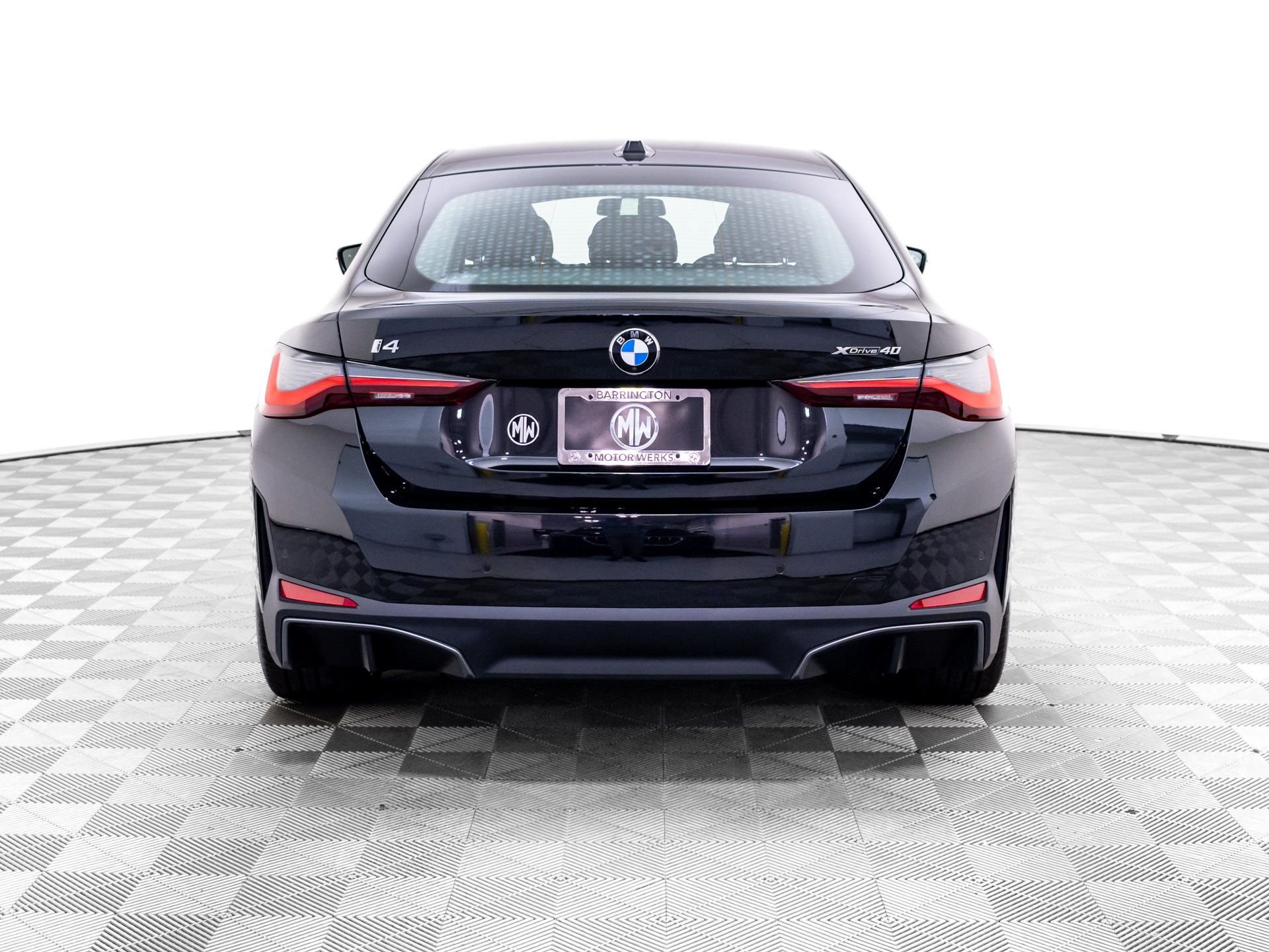 New 2026 Black Sapphire Metallic BMW xDrive40 image 4