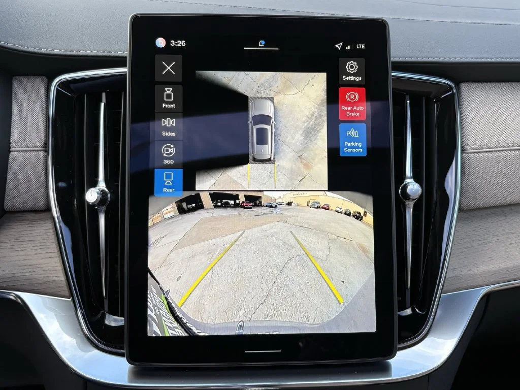 New 2026 Aurora Silver Volvo Plus image 20