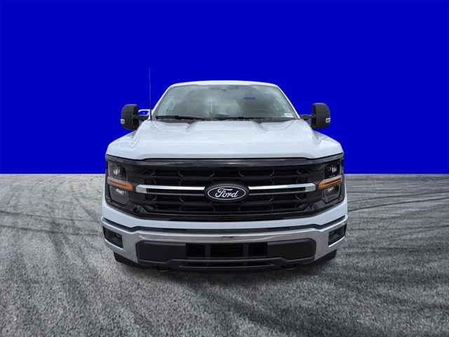 New 2026 Oxford White Ford XLT image 9