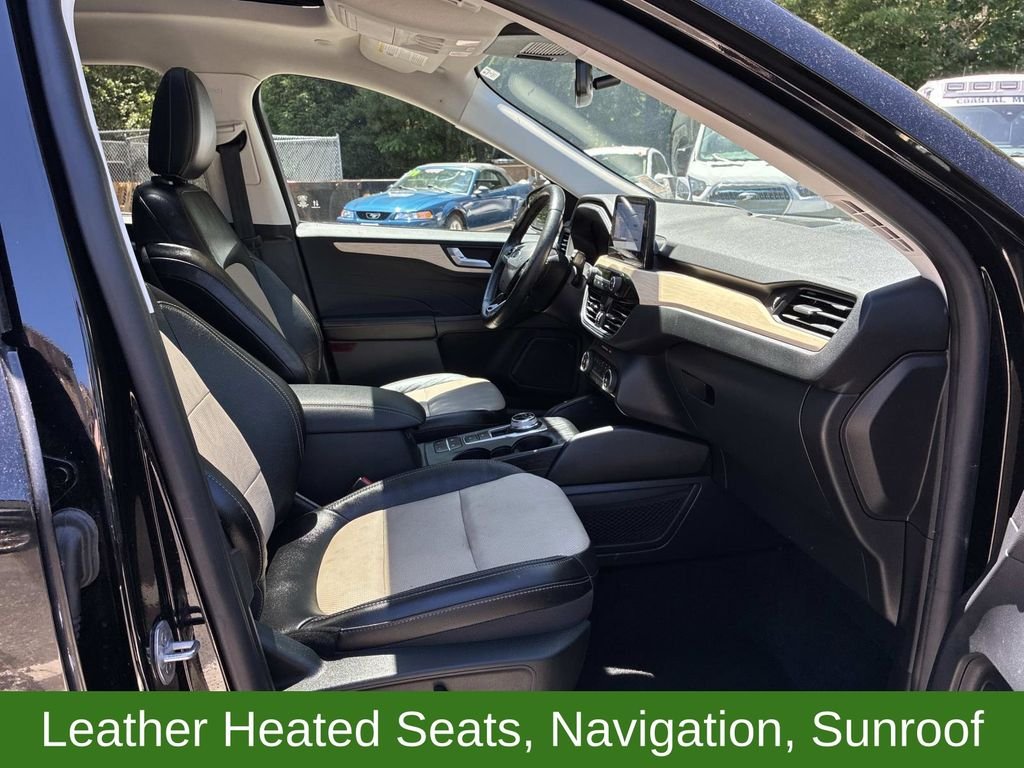 Used 2022 Black Ford Titanium image 9