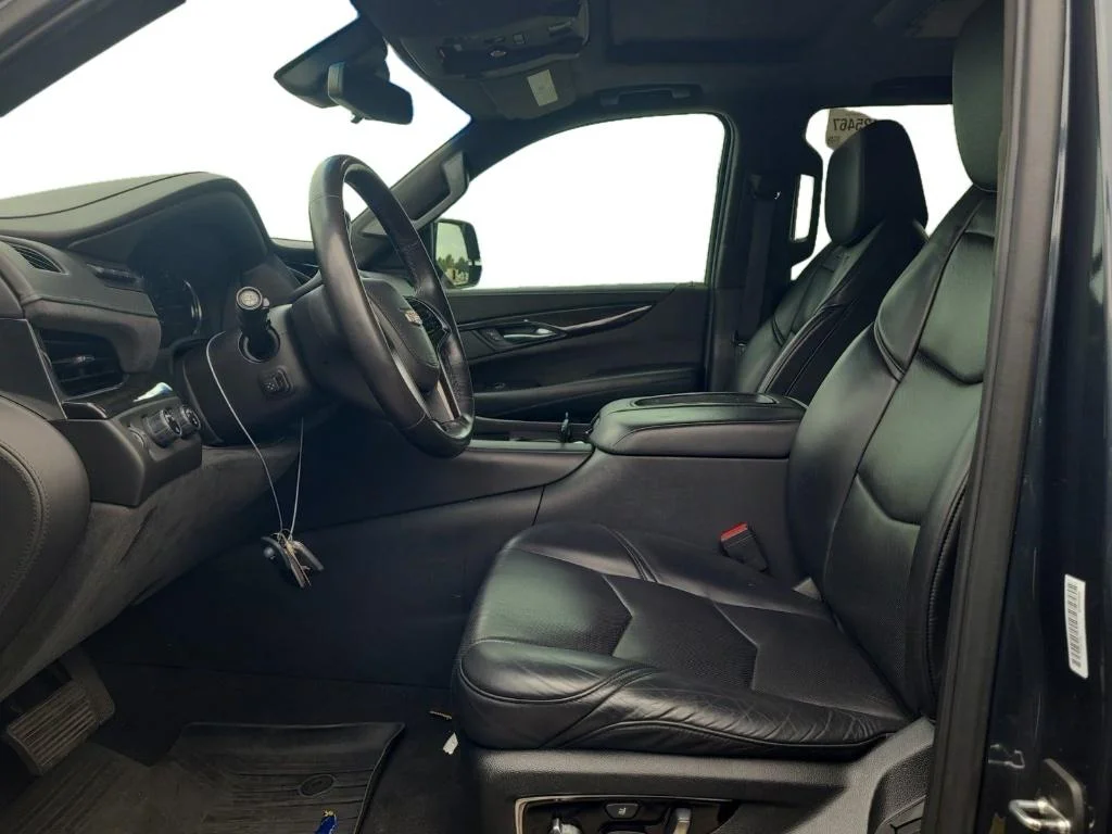 Used 2019 Shadow Metallic Cadillac Platinum image 7