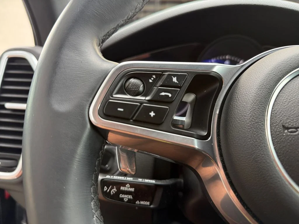 Used 2023  Porsche Platinum Edition image 24
