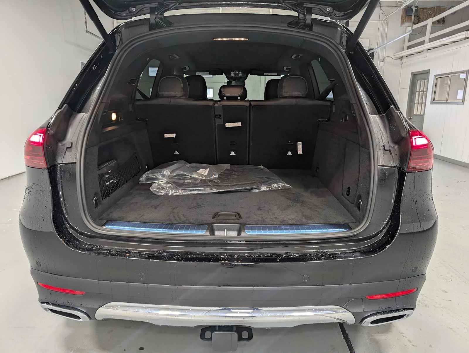 Used 2026 Obsidian Black Metallic Mercedes-Benz GLE 350 image 19