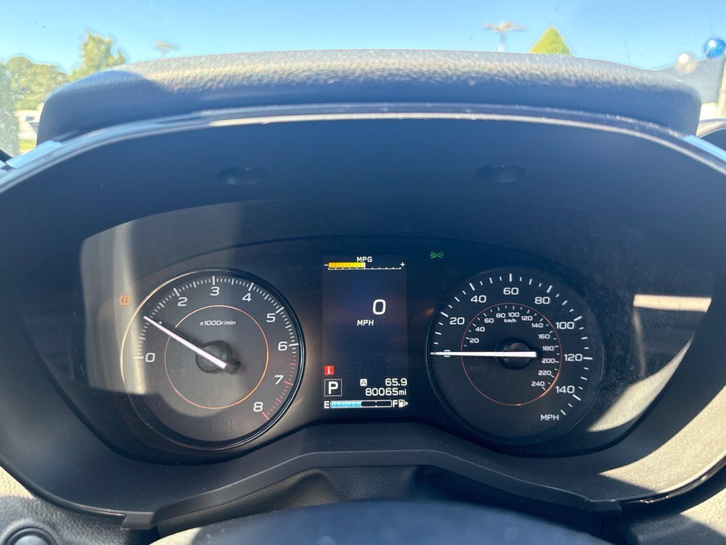 Used 2019 Silver Subaru 2.0i image 10