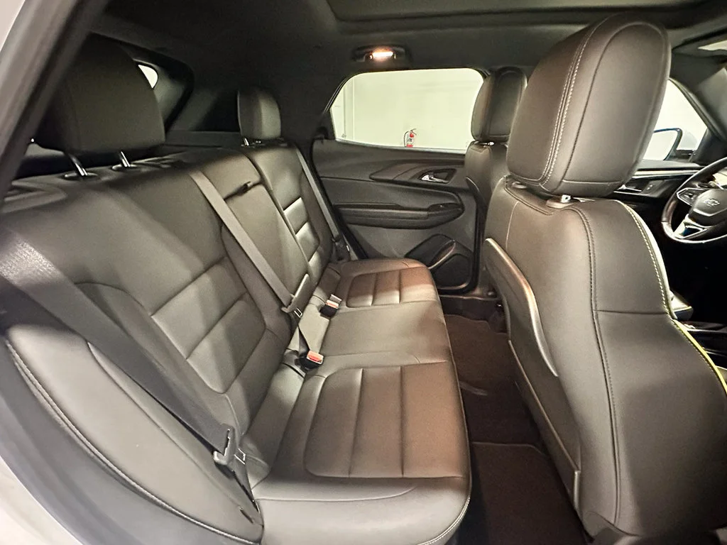 Used 2024 Summit White Chevrolet ACTIV image 24