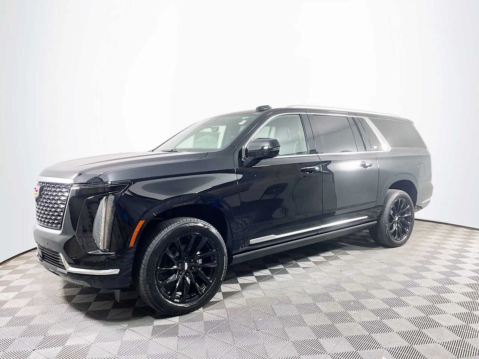 2026 Cadillac Escalade ESV Luxury 4WD's photo