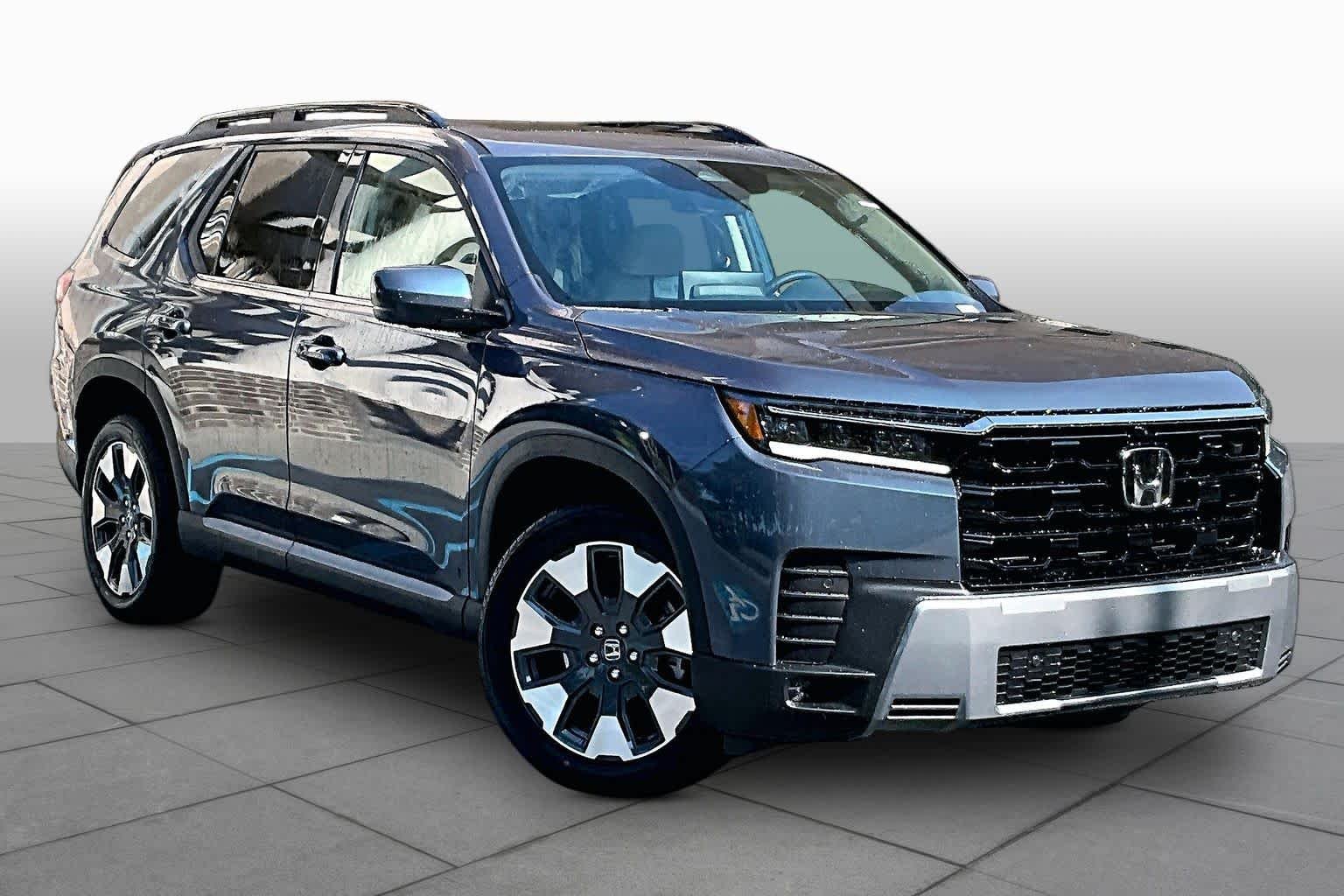 New 2026 Smoke Blue Pearl Honda Touring image 2
