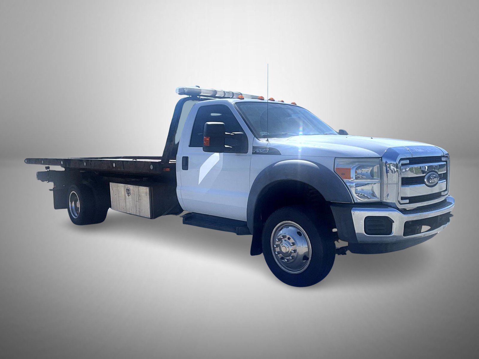 Used 2012 White Ford XL image 3