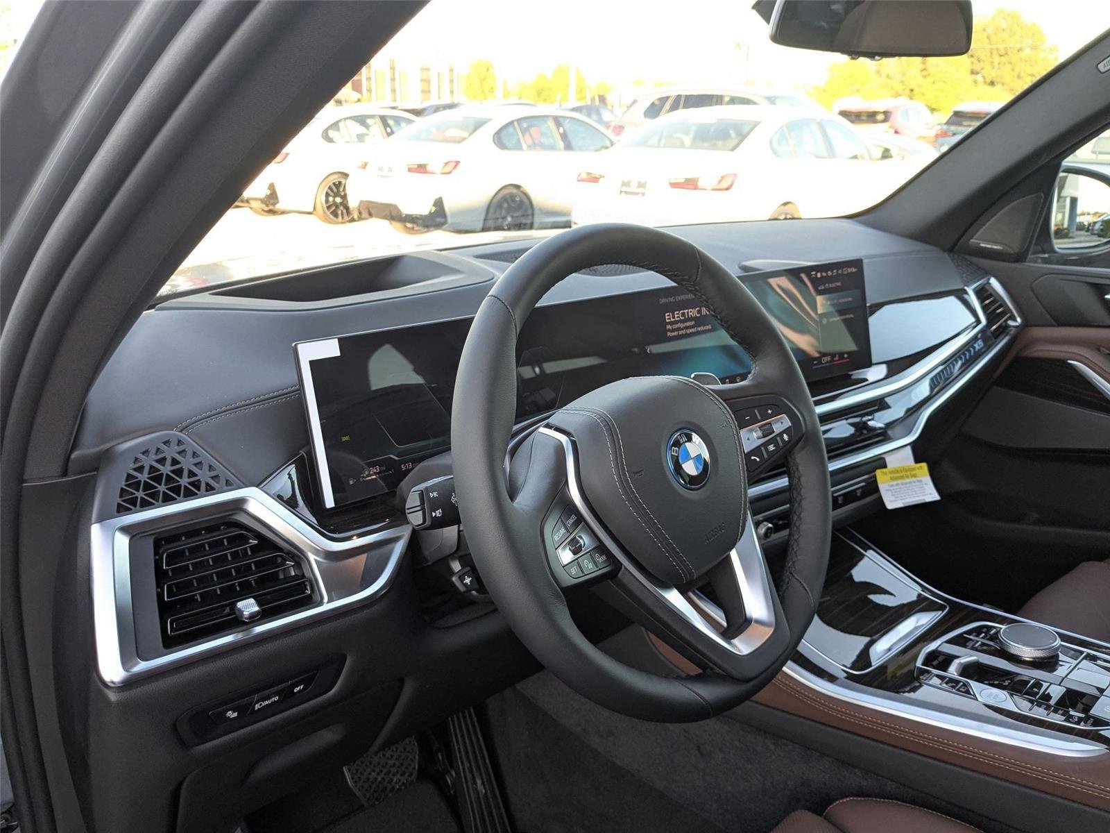 2026 BMW X5 50e - Photo 12