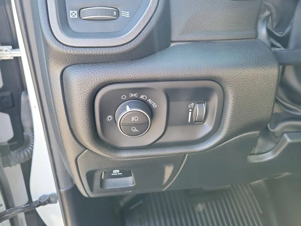 Used 2022 White Ram Tradesman image 15