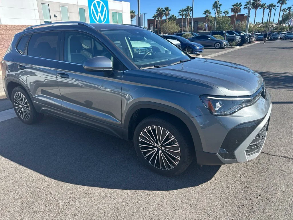 2025 Volkswagen Taos