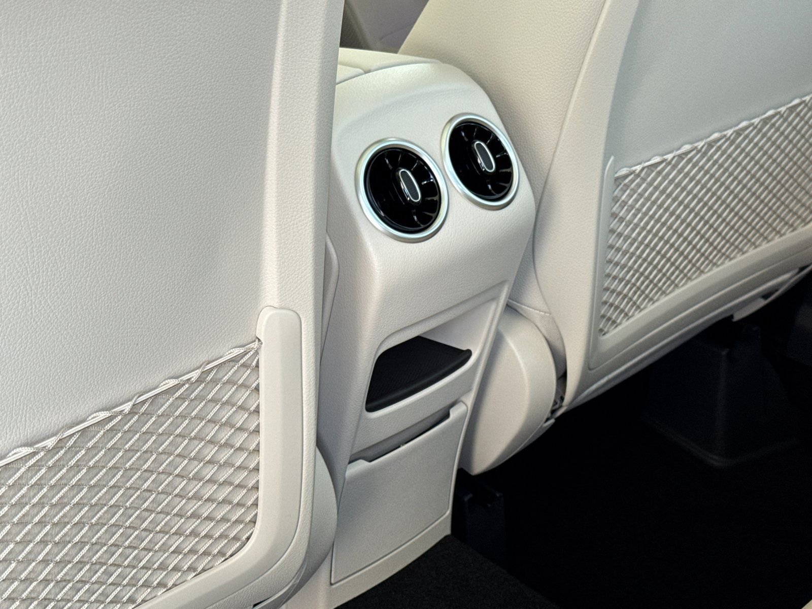 New 2026 Polar White Mercedes-Benz 250 image 17